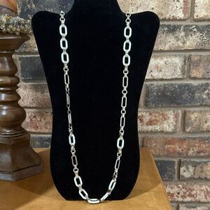 Banana Republic ivory enamel and chunky gold tone open link necklace